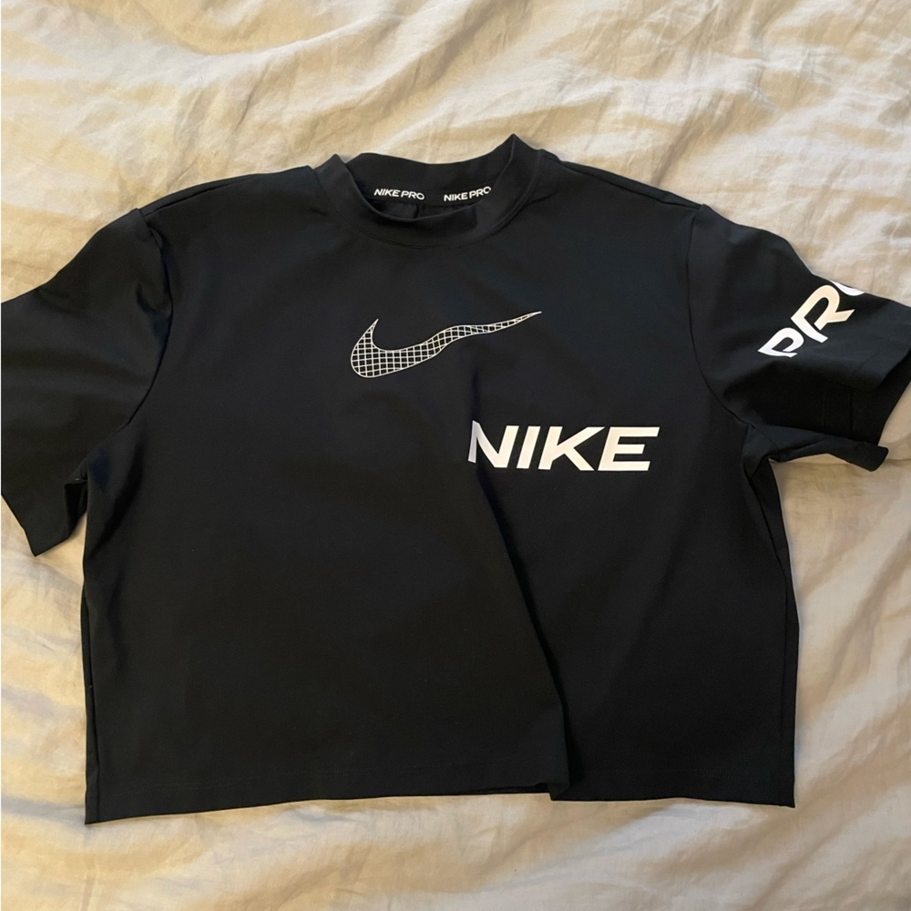 Nike Pro Drifit Tshirt Workout top